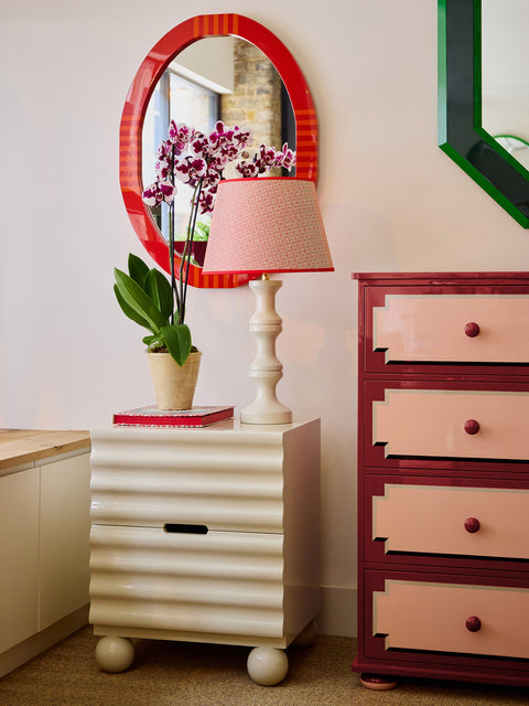 WIGGLE BEDSIDE TABLE