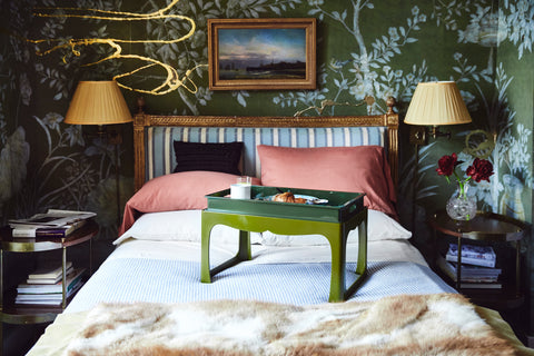 BREAKFAST TRAY TABLE